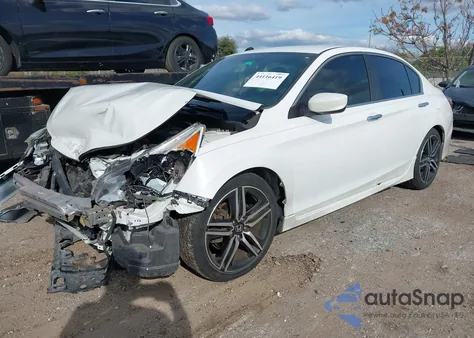 2016 Honda Accord Sport z USA, uszkodzony, nr VIN 1HGCR2F59GA013045